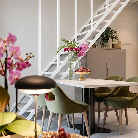 1 Bedroom Gorgeous In *